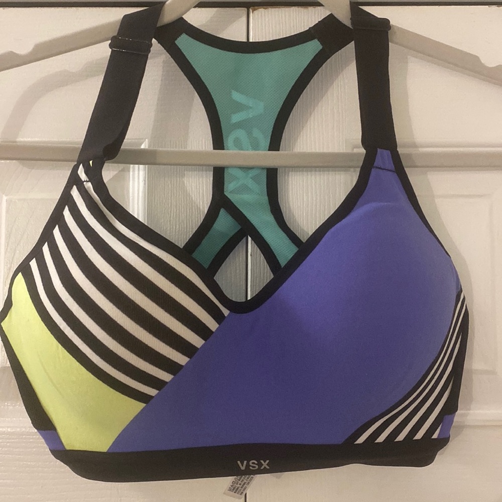 Victoria’s Secret sport sports bra